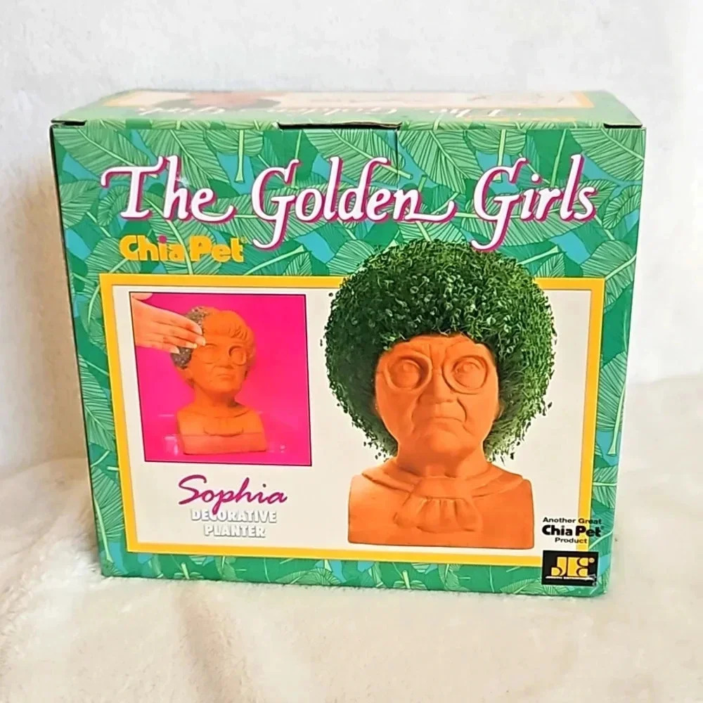 SOPHIA CHIA PET